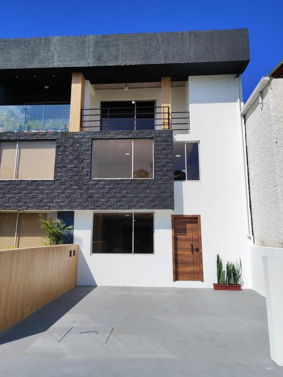 Casa en venta en Camino de los Eucaliptos