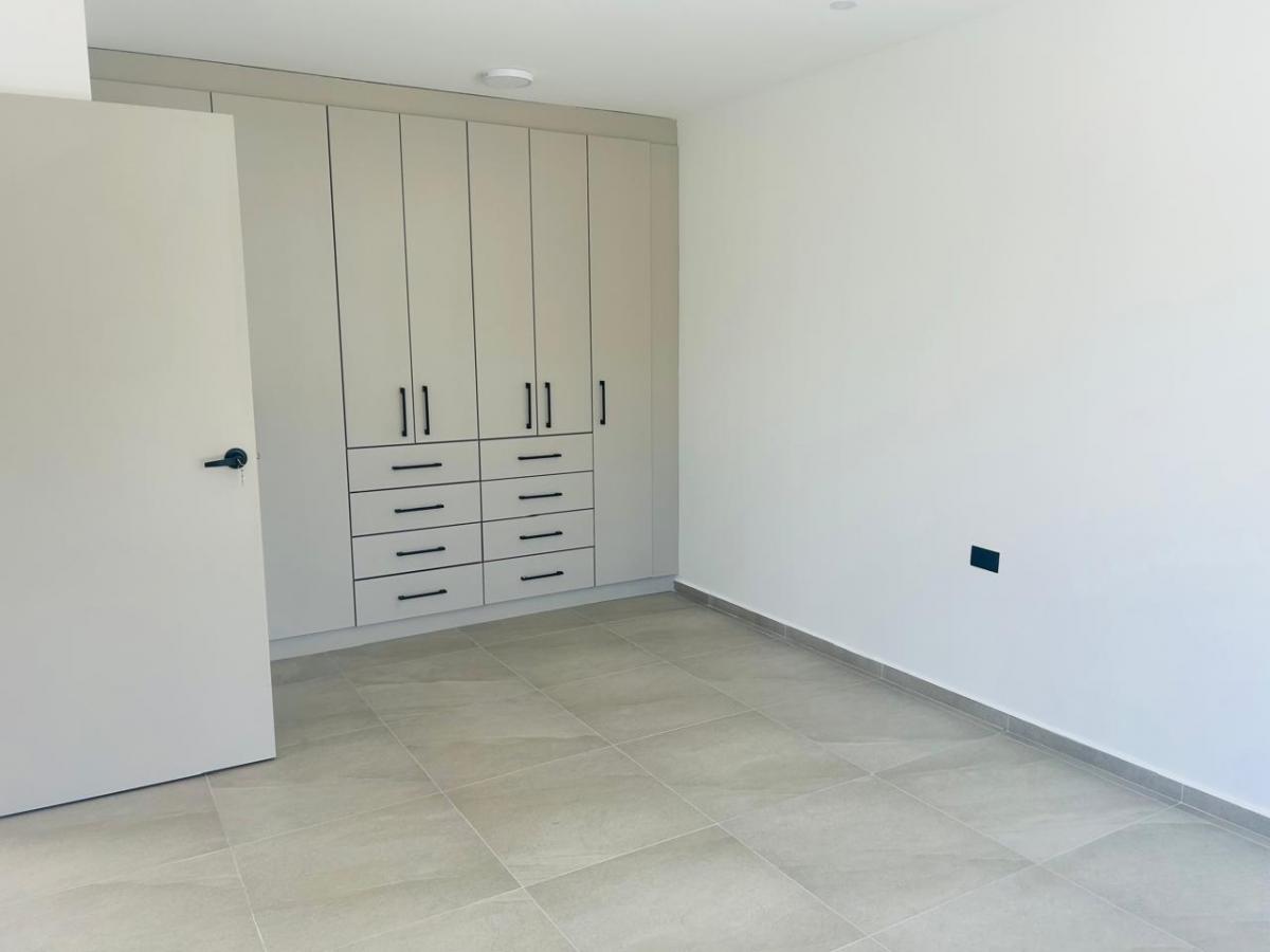 Casa en Venta en Calderon Proyecto Vip 2 Pisos con Terraza