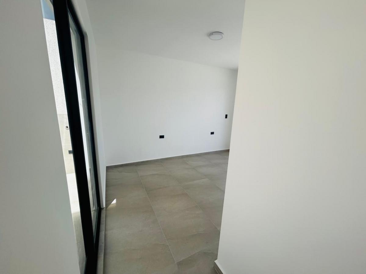 Casa en Venta en Calderon Proyecto Vip 2 Pisos con Terraza