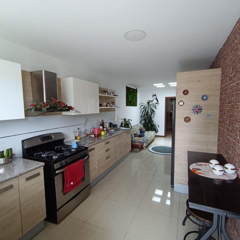 Casa de Venta de 3 Dorm. en Cumbaya Lumbisi