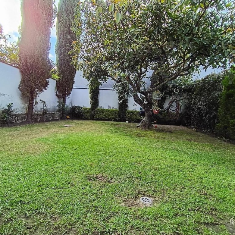 Casa de Venta de 3 Dorm. en Cumbaya Lumbisi