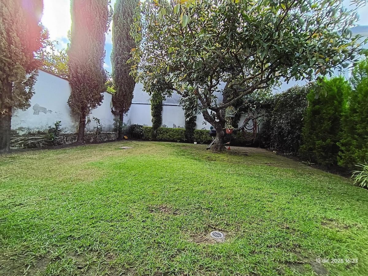 Casa de Venta de 3 Dorm. en Cumbaya Lumbisi Casa de Venta de 3 Dorm. en Cumbaya Lumbisi