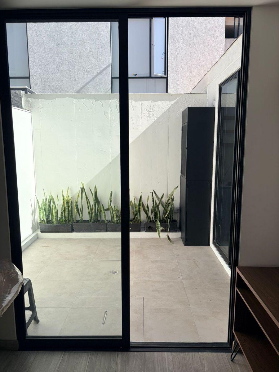 Casa en Renta a 1 Munuto de La Plaza Hilacril 3 Dorm. Balcón Tumbaco