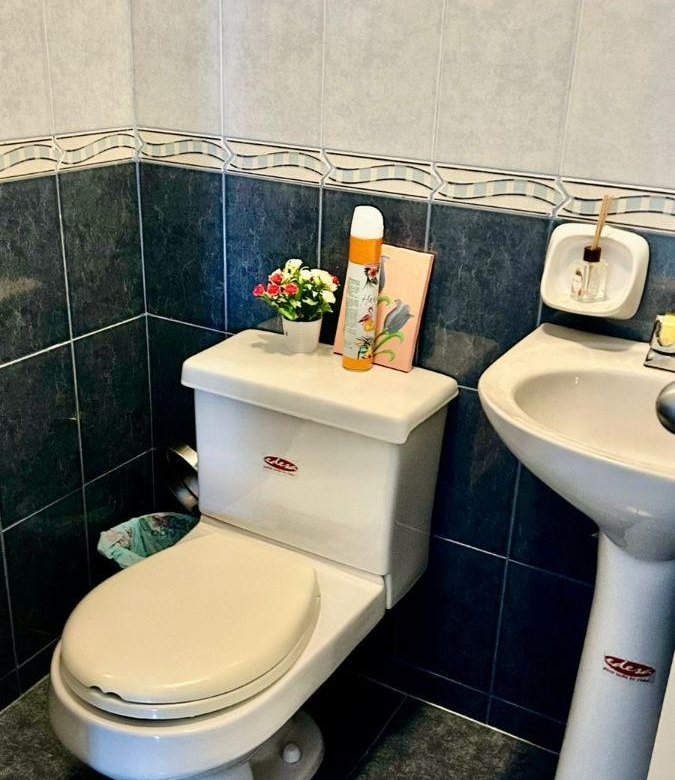 Departamento en Venta 2 Dorm. Opción Una Tercera Habitación Urbanización Santa Lucia Norte Quito