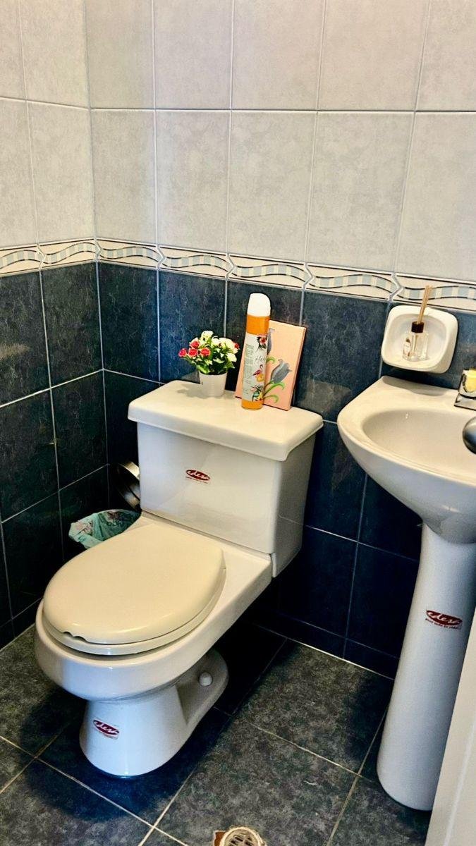 Departamento en Venta 2 Dorm. Opción Una Tercera Habitación Urbanización Santa Lucia Norte Quito Departamento en Venta 2 Dorm. Opción Una Tercera Habitación Urbanización Santa Lucia Norte Quito