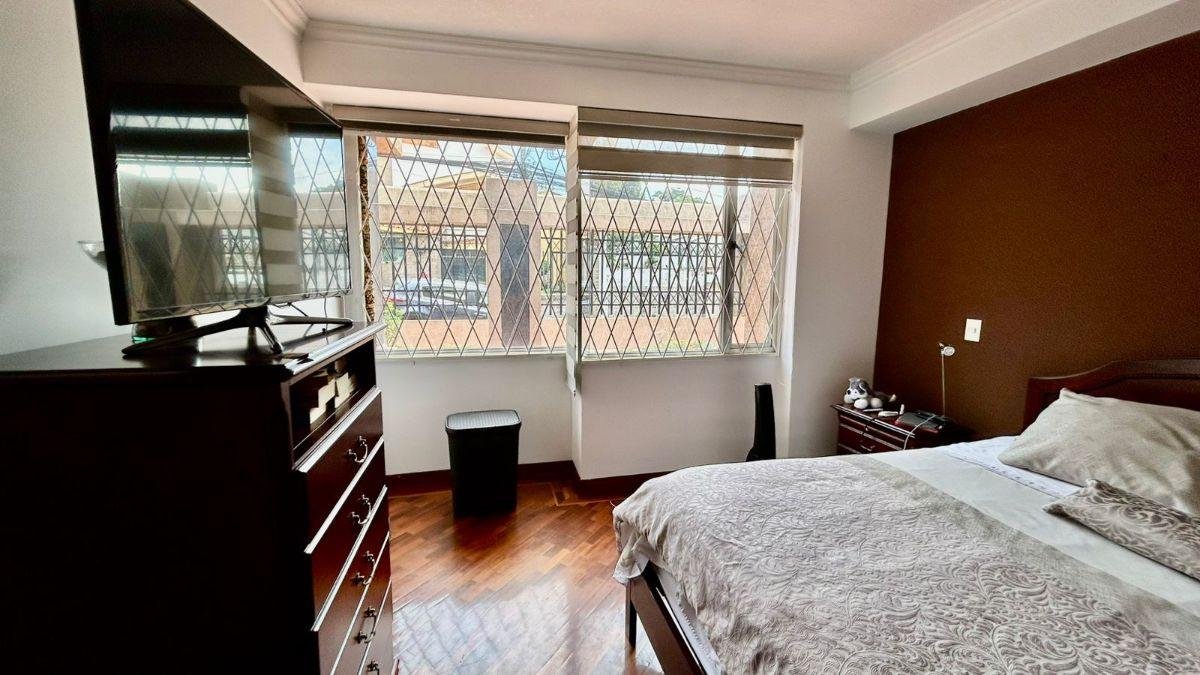 Departamento en Venta 2 Dorm. Opción Una Tercera Habitación Urbanización Santa Lucia Norte Quito Departamento en Venta 2 Dorm. Opción Una Tercera Habitación Urbanización Santa Lucia Norte Quito