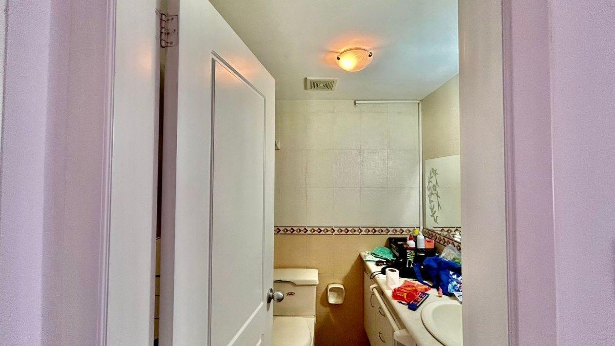 Departamento en Venta 2 Dorm. Opción Una Tercera Habitación Urbanización Santa Lucia Norte Quito Departamento en Venta 2 Dorm. Opción Una Tercera Habitación Urbanización Santa Lucia Norte Quito