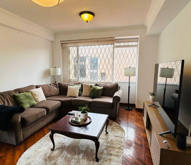 Departamento en Venta 2 Dorm. Opción Una Tercera Habitación Urbanización Santa Lucia Norte Quito