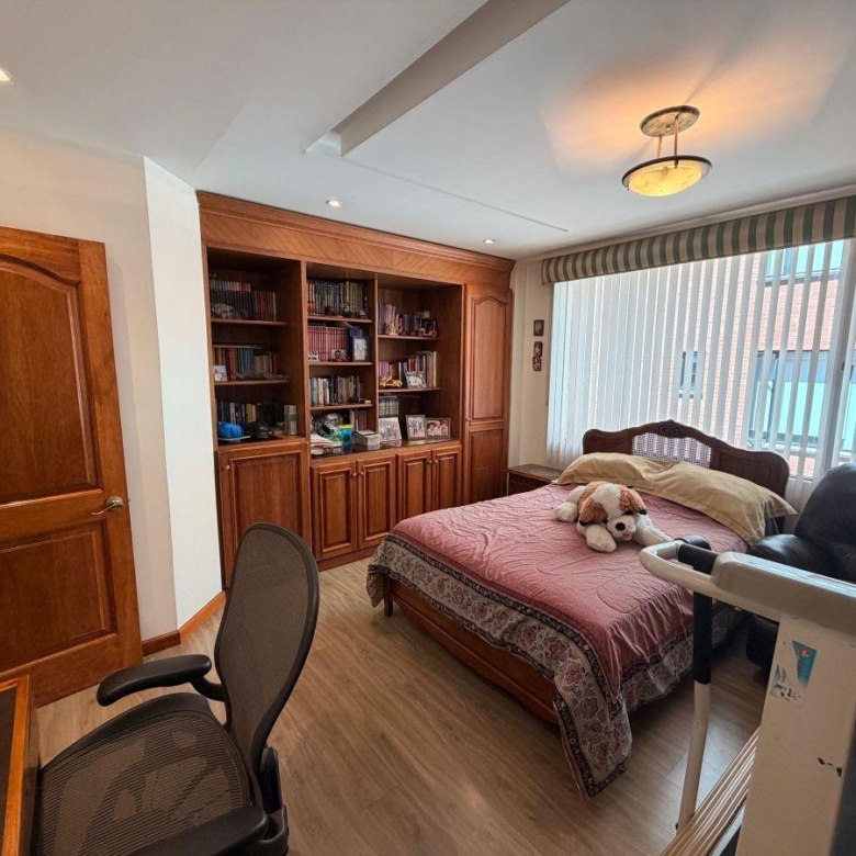 Departamento Amplio de Arriendo Quito Tenis 3 Dorm.