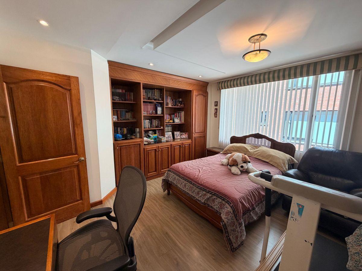 Departamento Amplio de Arriendo Quito Tenis 3 Dorm. Departamento Amplio de Arriendo Quito Tenis 3 Dorm.