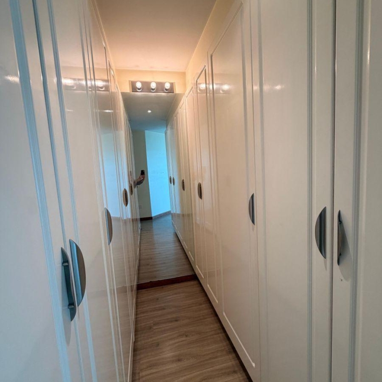 Departamento Amplio de Arriendo Quito Tenis 3 Dorm.