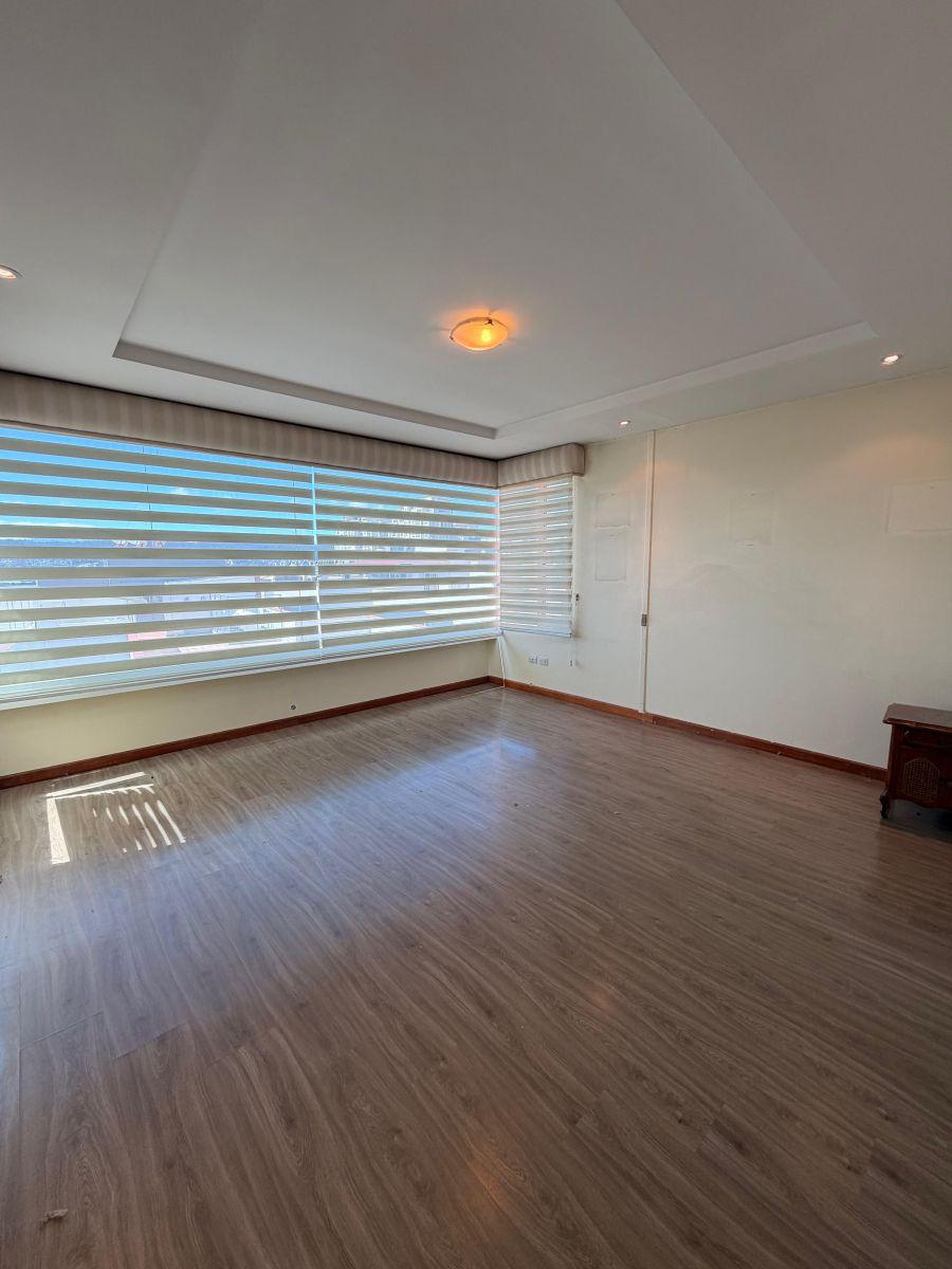 Departamento Amplio de Arriendo Quito Tenis 3 Dorm. Departamento Amplio de Arriendo Quito Tenis 3 Dorm.