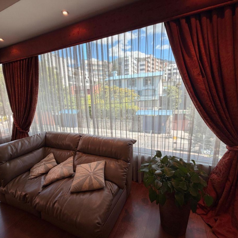 Departamento Amplio de Arriendo Quito Tenis 3 Dorm.