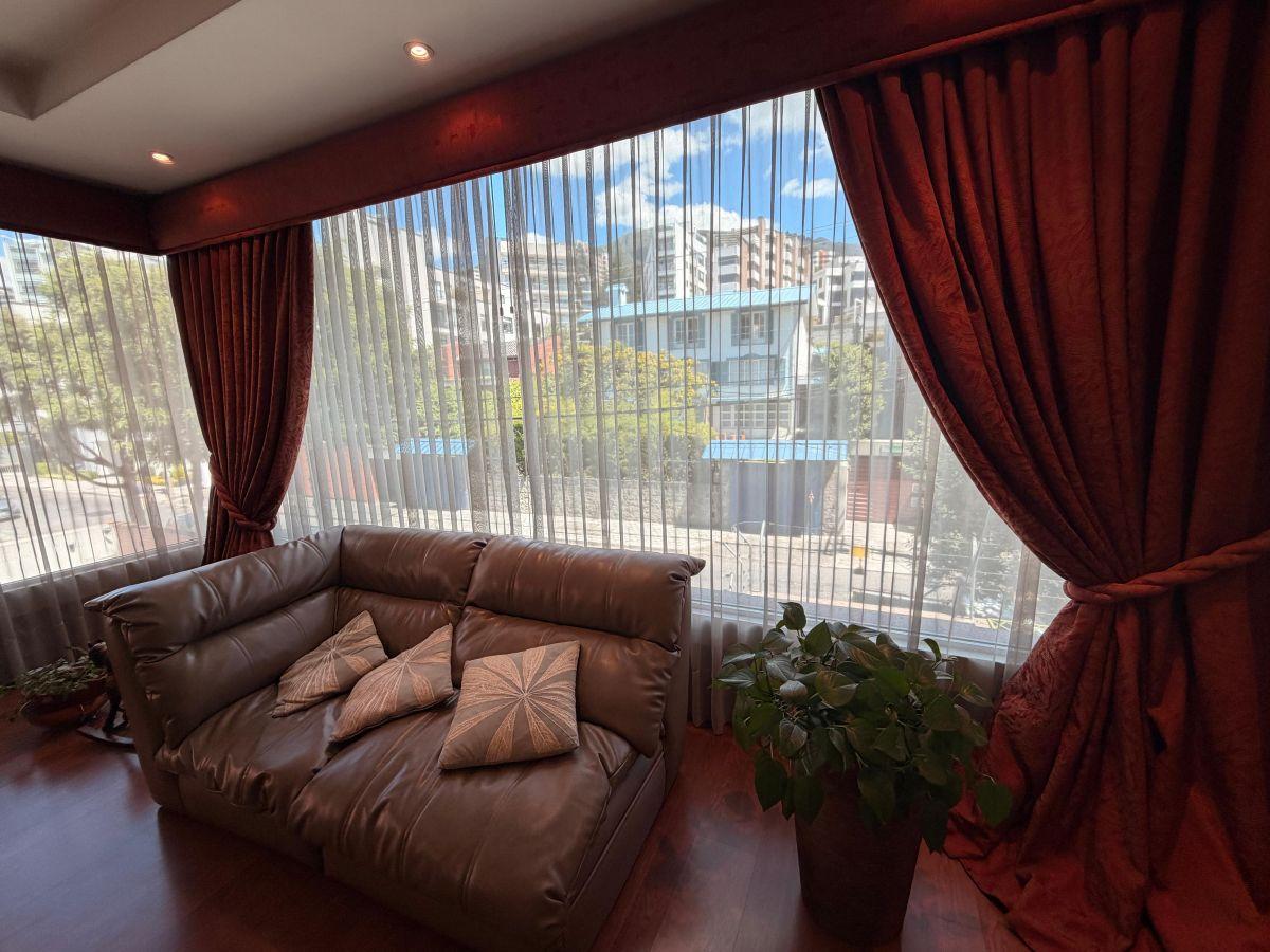 Departamento Amplio de Arriendo Quito Tenis 3 Dorm. Departamento Amplio de Arriendo Quito Tenis 3 Dorm.