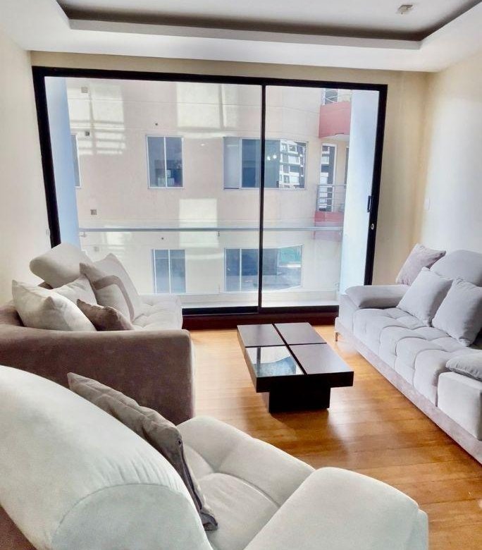 Departamento en Renta Semi Amoblado 2 Dorm. Bellavista Bossano