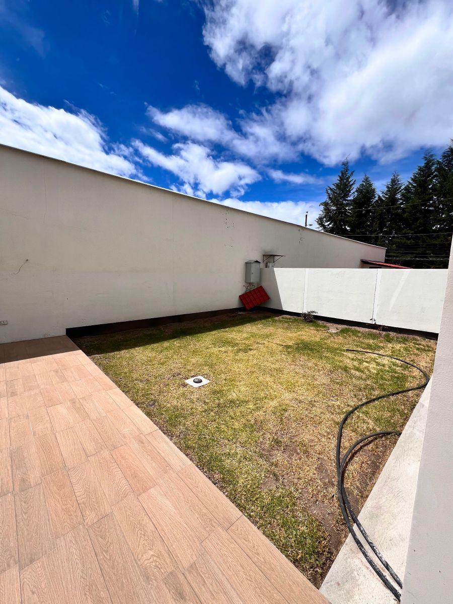 Casa de Arriendo en Cumbaya Lumbisi