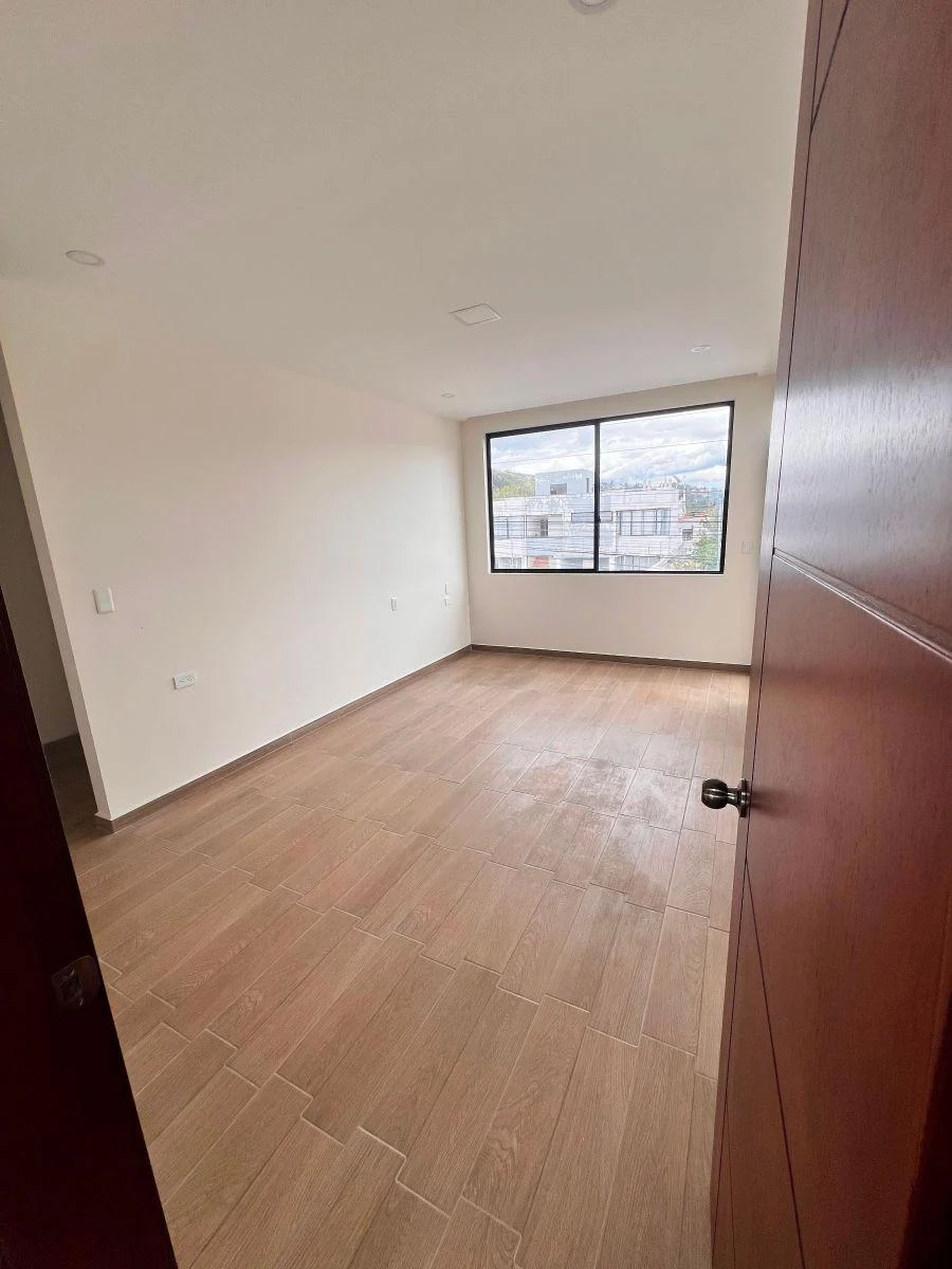 Casa de Arriendo en Cumbaya Lumbisi