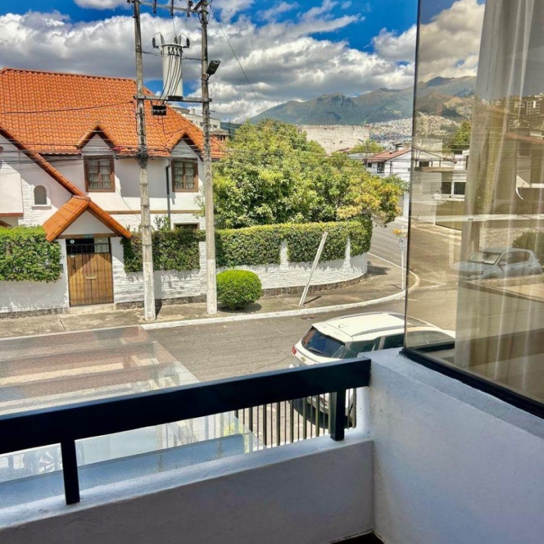 Casa en Renta 4 Dorm. Urbanización Privada Frente Al Condado Shopping