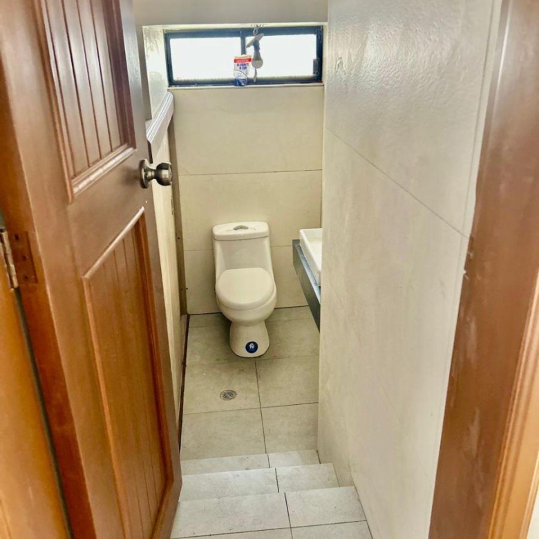 Casa en Renta 4 Dorm. Urbanización Privada Frente Al Condado Shopping
