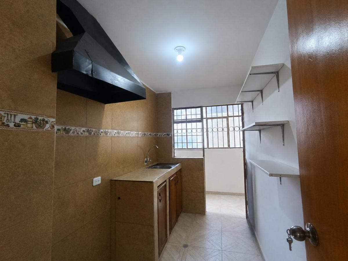 Departamento en Venta 79 m&sup2;, Quito Norte, Carcelén, Hospital San Francisco
