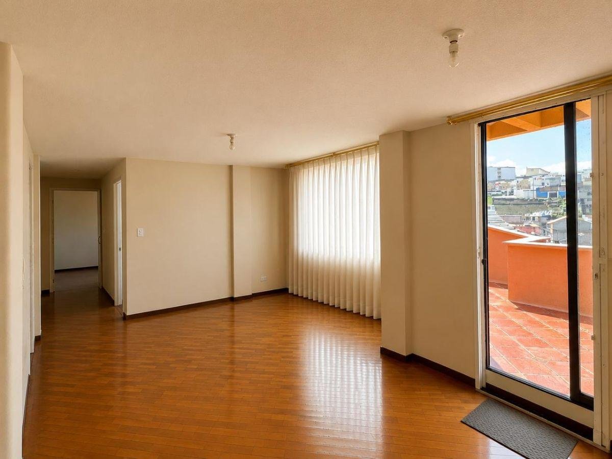 Departamento en Venta 3 Dorm., Norte de Quito Amagasí del Inca con Terraza Departamento en Venta 3 Dorm., Norte de Quito Amagasí del Inca con Terraza