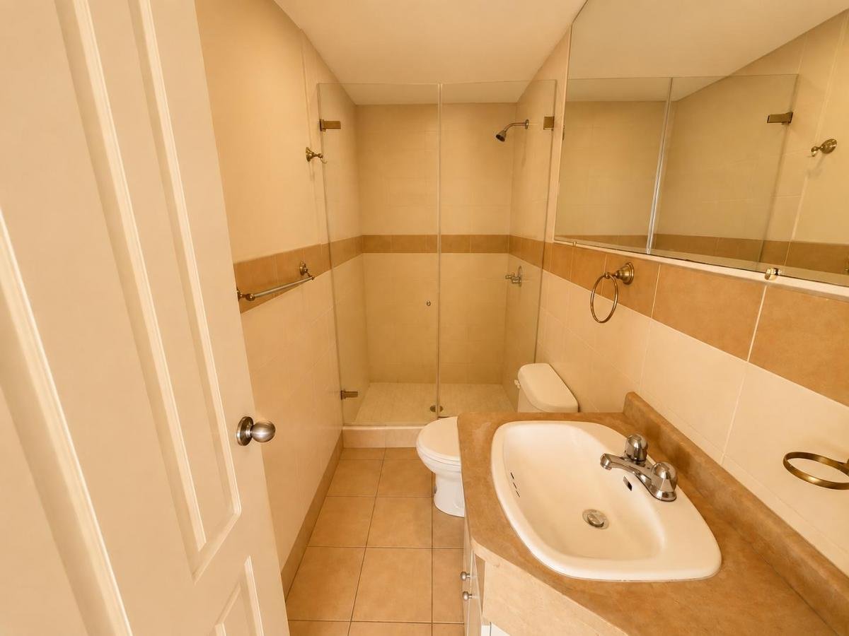 Departamento en Venta 3 Dorm., Norte de Quito Amagasí del Inca con Terraza Departamento en Venta 3 Dorm., Norte de Quito Amagasí del Inca con Terraza