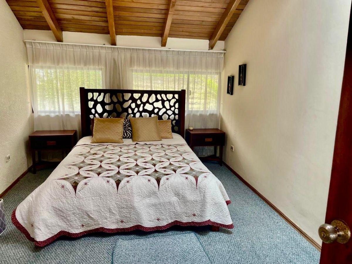Casa en Venta Pinar Alto a 5 Minutos del Cc. El Bosque 813 m² Construcción y 1843 m² de Terreno Casa en Venta Pinar Alto a 5 Minutos del Cc. El Bosque 813 m² Construcción y 1843 m² de Terreno