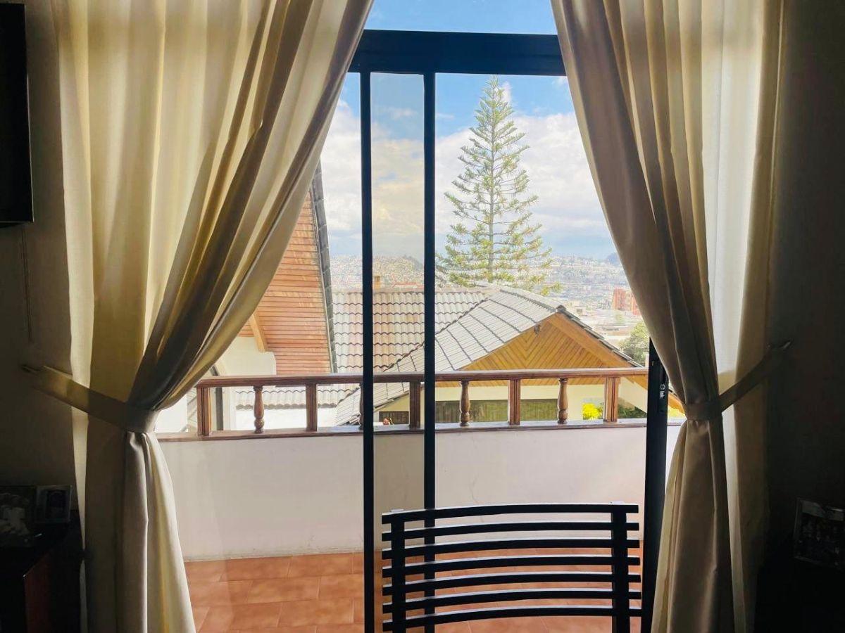 Casa en Venta Pinar Alto a 5 Minutos del Cc. El Bosque 813 m² Construcción y 1843 m² de Terreno Casa en Venta Pinar Alto a 5 Minutos del Cc. El Bosque 813 m² Construcción y 1843 m² de Terreno