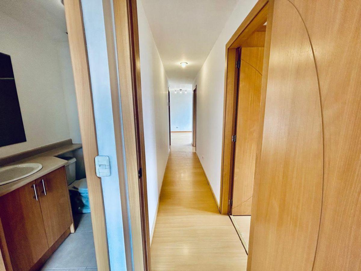 Departamento en Venta 3 Habitaciones 2 Parqueaderos en La 6 de Diciembre y de Los Fresnos Departamento en Venta 3 Habitaciones 2 Parqueaderos en La 6 de Diciembre y de Los Fresnos