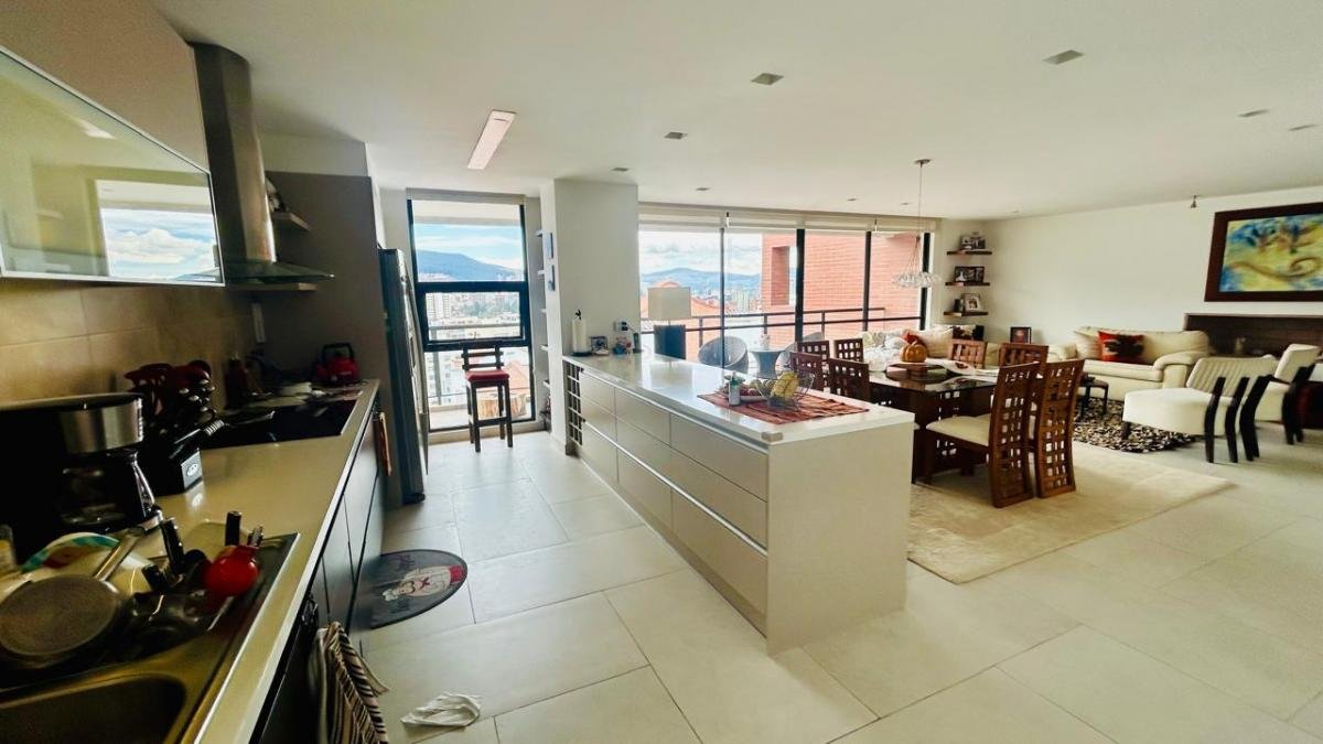 Penthouse en Venta, Sector La Paz – Whymper, Norte de Quito 264 m² Totales Penthouse en Venta, Sector La Paz - Whymper, Norte de Quito 264 m² Totales