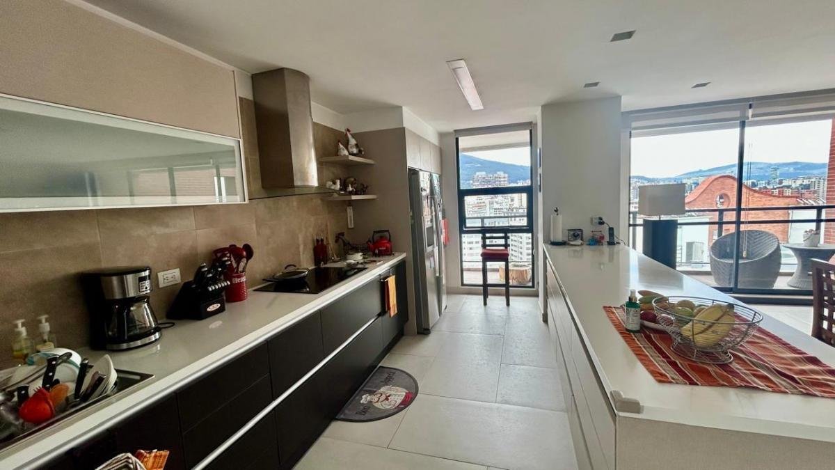 Penthouse en Venta, Sector La Paz – Whymper, Norte de Quito 264 m² Totales Penthouse en Venta, Sector La Paz - Whymper, Norte de Quito 264 m² Totales