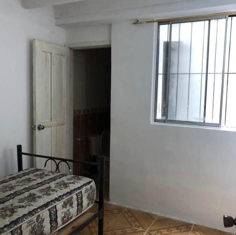 Departamento en Venta La Ofelia Para Remodelar 3 Cuartos