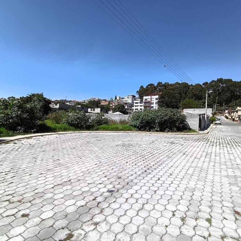 Terreno de Venta en Cumbaya