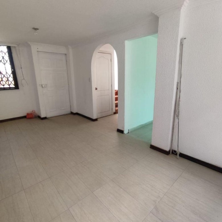 Casa en Venta Sector Calderón a Dos Cuadras del Coral