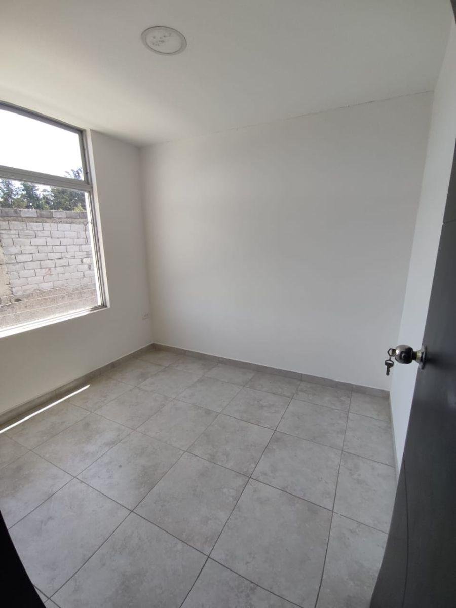Casa en Venta Sector Calderón – San Camilo 3 Dorm. Casa en Venta Sector Calderón - San Camilo 3 Dorm.
