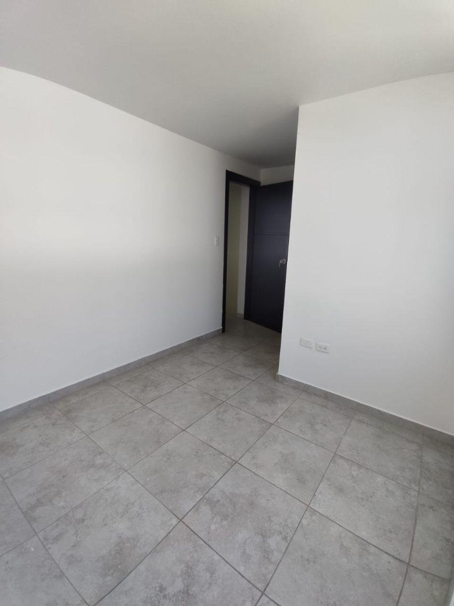 Casa en Venta Sector Calderón – San Camilo 3 Dorm. Casa en Venta Sector Calderón - San Camilo 3 Dorm.