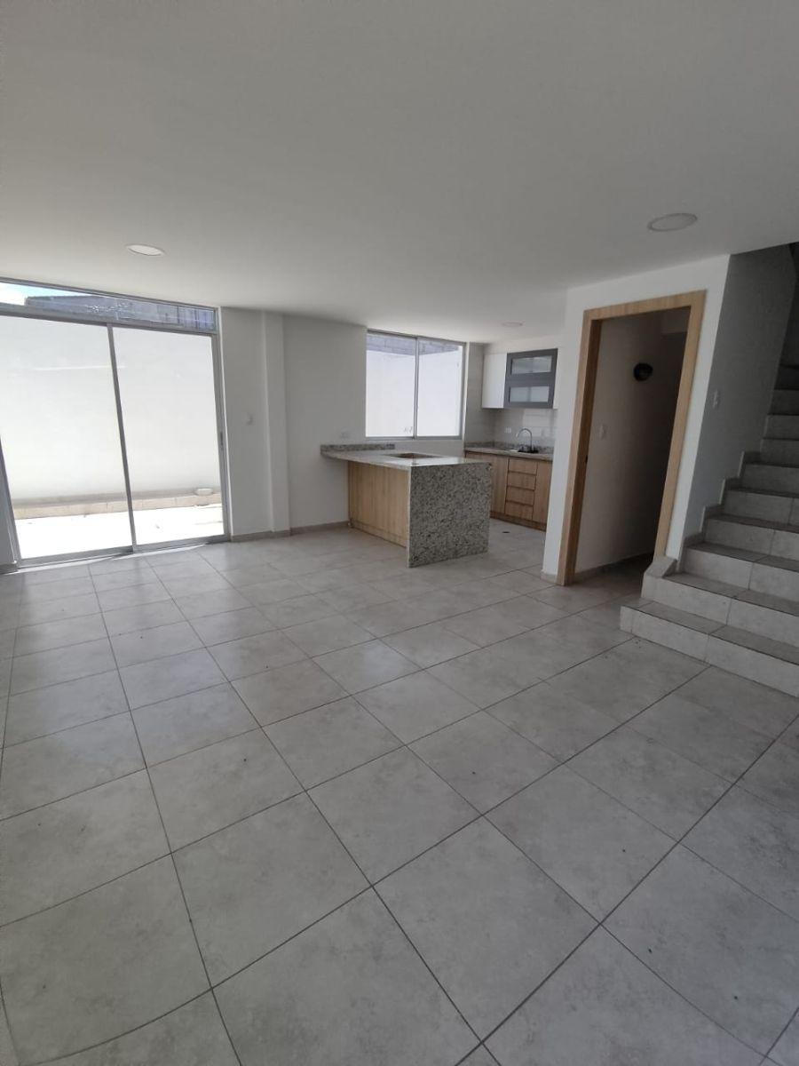 Casa en Venta Sector Calderón – San Camilo 3 Dorm. Casa en Venta Sector Calderón - San Camilo 3 Dorm.