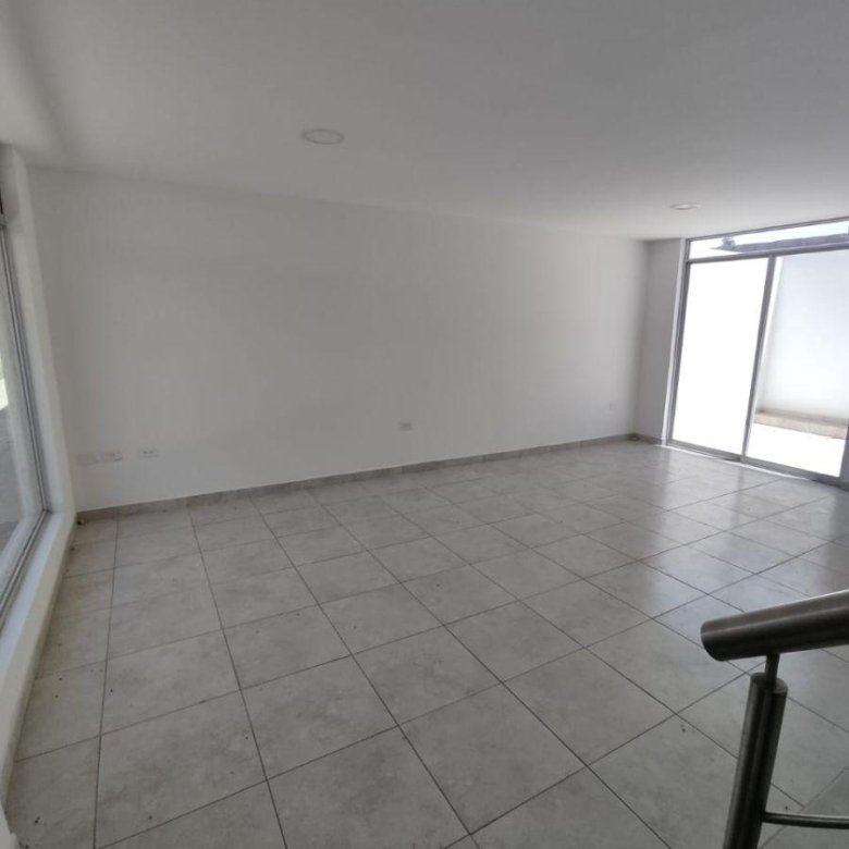Casa en Venta Sector Calderón - San Camilo 3 Dorm.