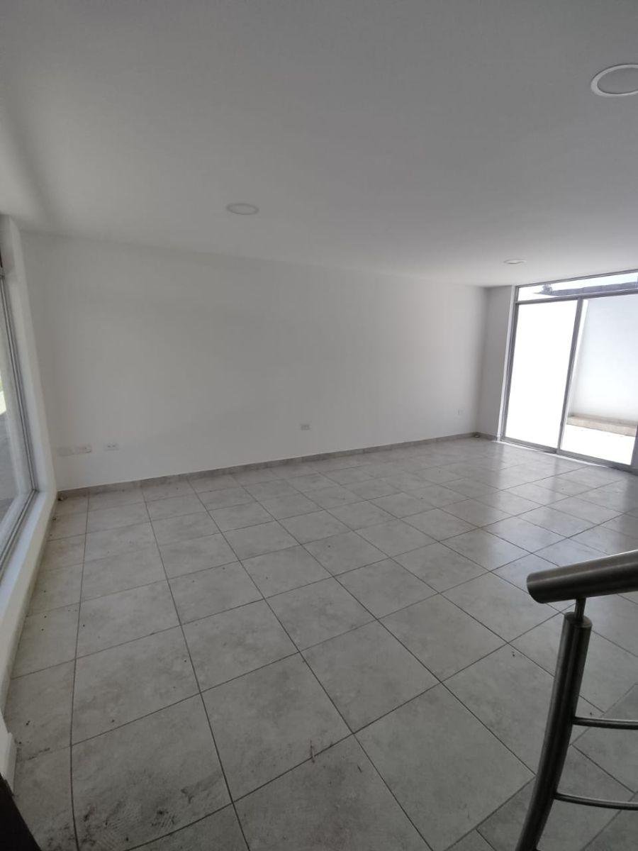 Casa en Venta Sector Calderón – San Camilo 3 Dorm. Casa en Venta Sector Calderón - San Camilo 3 Dorm.