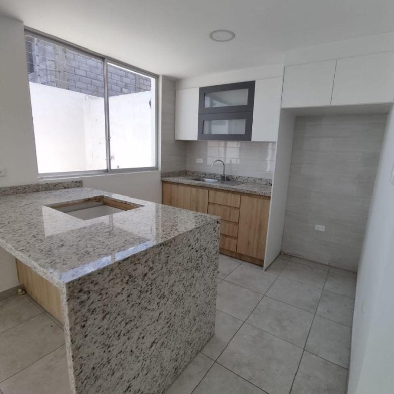 Casa en Venta Sector Calderón - San Camilo 3 Dorm.