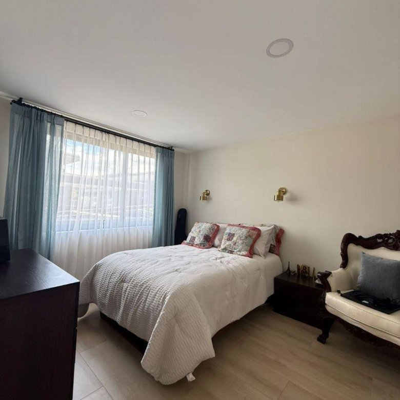 Departamento en Venta de 105 m&sup2; con 2 Habitaciones Cumbayá
