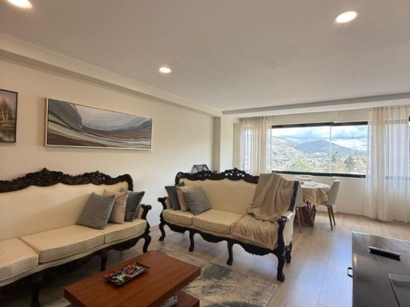 Departamento en Venta de 105 m&sup2; con 2 Habitaciones Cumbayá