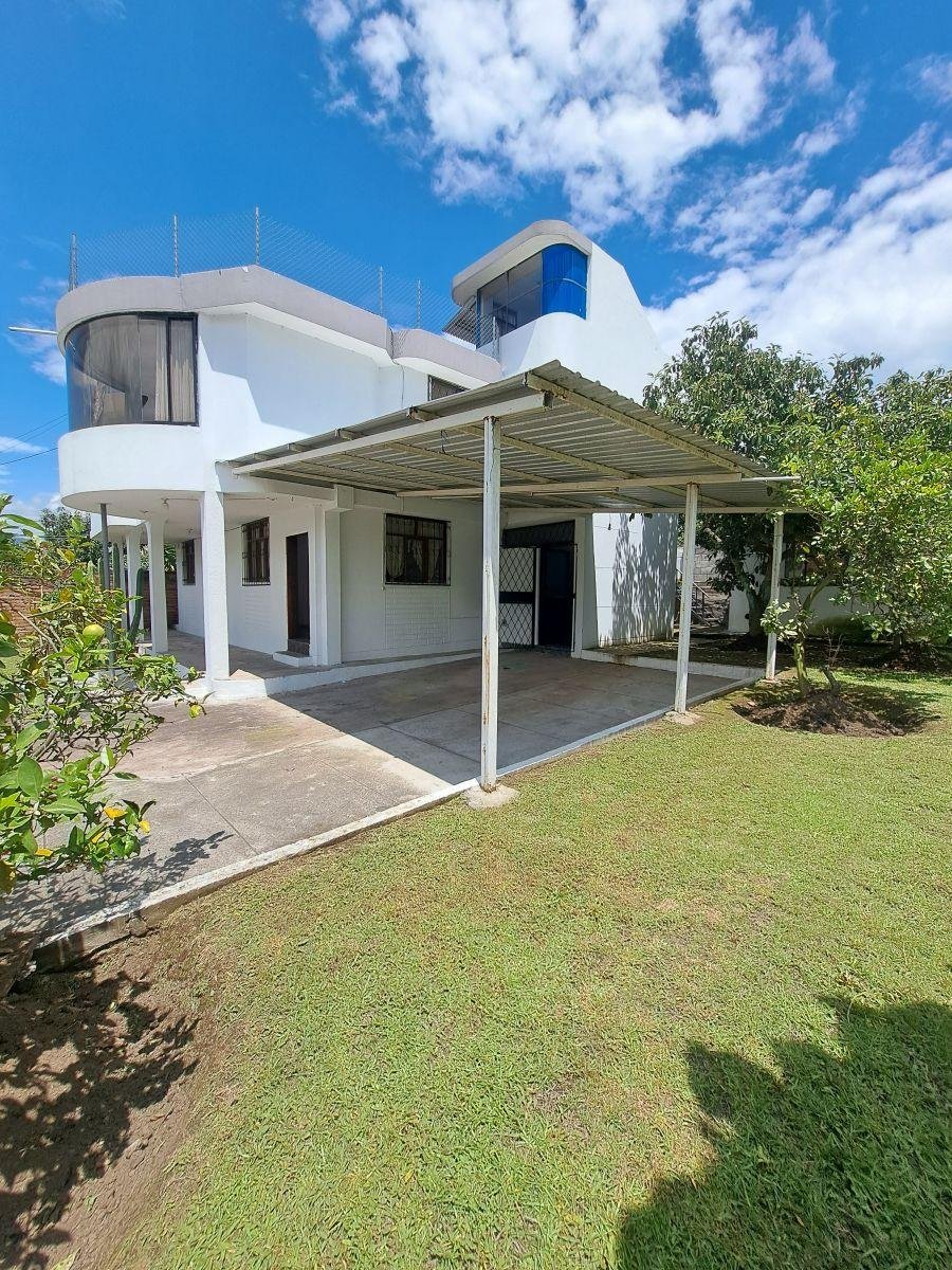 Tumbaco, Casa de Venta Dos Departamentos Tumbaco, Casa de Venta Dos Departamentos
