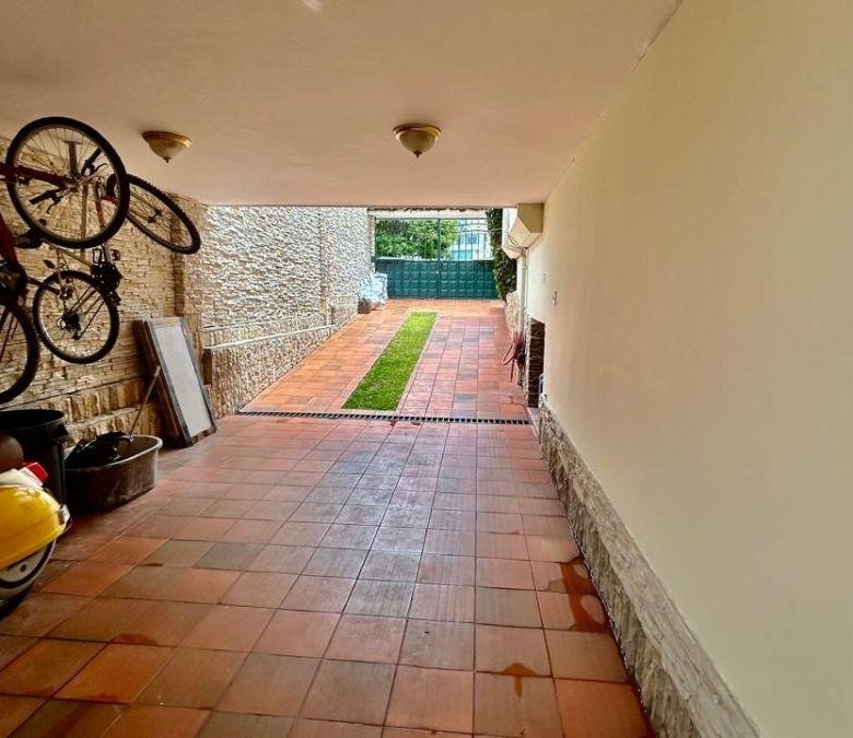Casa en El Norte de Quito en Urbanización Cerrada Cerca de La Embajada Americana