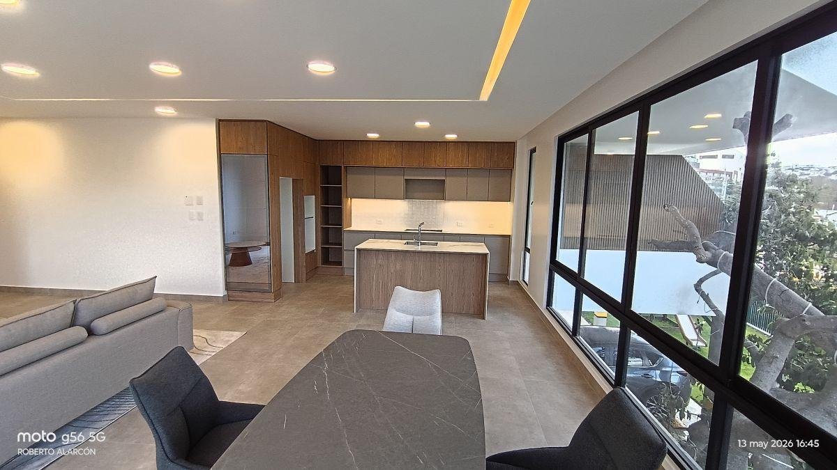 Departamento de Venta de 110 m&sup2; con 2 Habitaciones en Cumbayá
