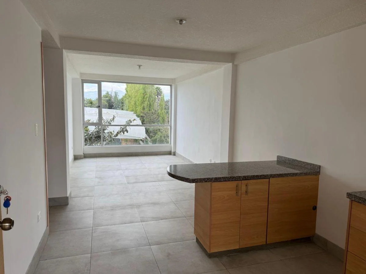 Departamento en Venta Tumbaco 2 Dorm. 1 Parqueadero Departamento en Venta Tumbaco 2 Dorm. 1 Parqueadero