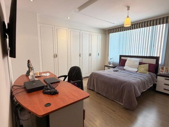 Departamento Amplio de Arriendo Quito Tenis 3 Dorm.