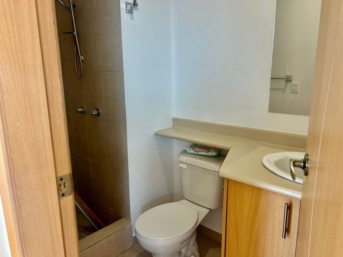 Departamento en Venta 3 Habitaciones 2 Parqueaderos en La 6 de Diciembre y de Los Fresnos Departamento en Venta 3 Habitaciones 2 Parqueaderos en La 6 de Diciembre y de Los Fresnos