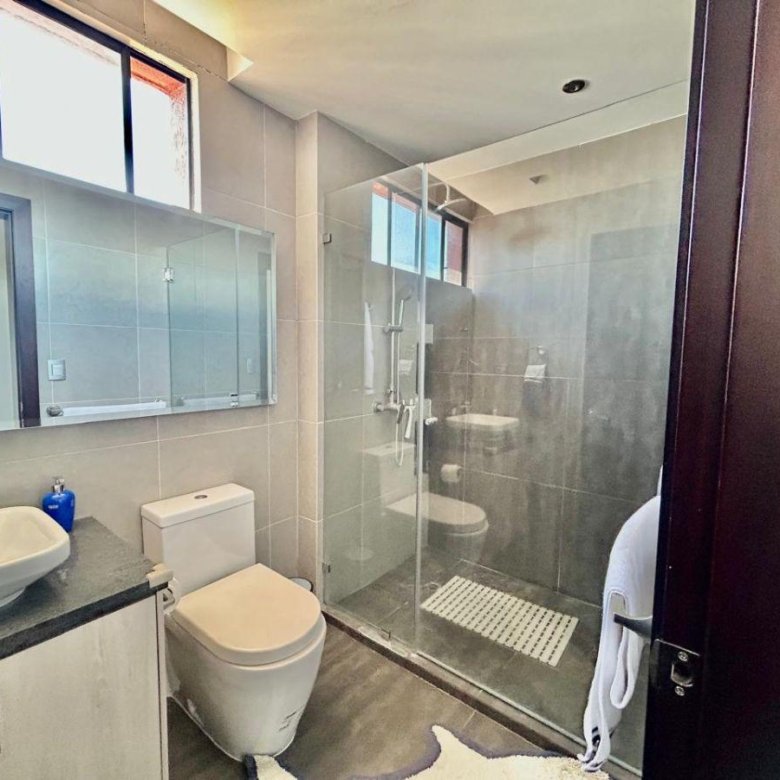 Penthouse en Venta, Sector La Paz - Whymper, Norte de Quito 264 m&sup2; Totales