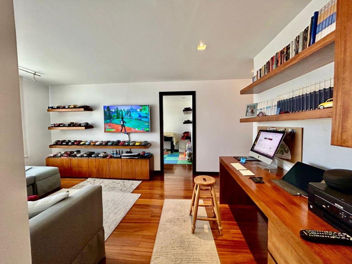Penthouse en Venta, Sector La Paz – Whymper, Norte de Quito 264 m² Totales Penthouse en Venta, Sector La Paz - Whymper, Norte de Quito 264 m² Totales